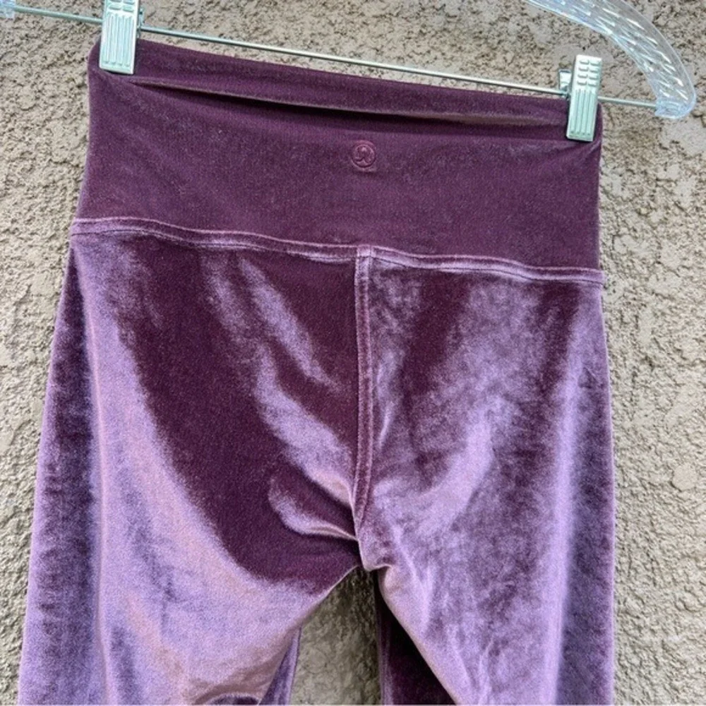 Lululemon Velvet Legging Women's Size‎ 4 Wunder Lounge High-Rise Soft Athleisure